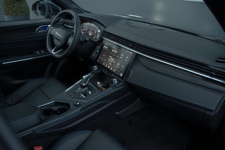 Vehicle Image 9