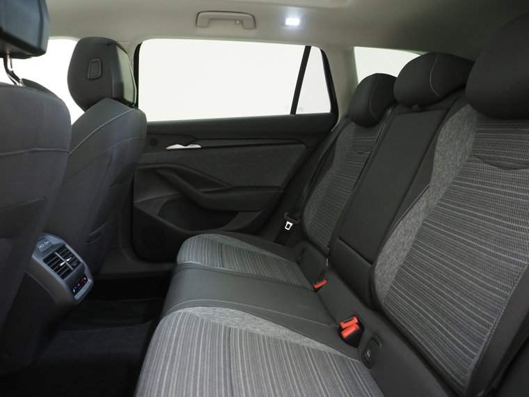 Vehicle Image 39