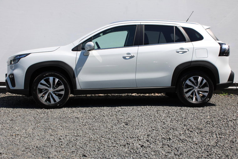 Vehicle Image 12