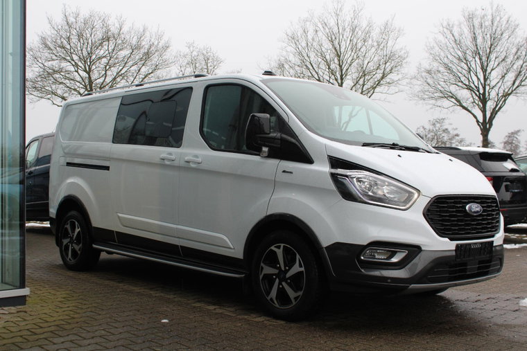 Vehicle Image 7