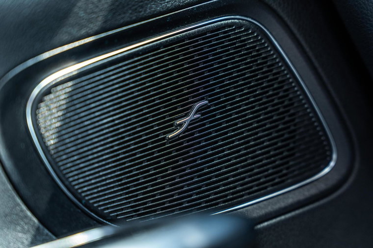 Vehicle Image 40