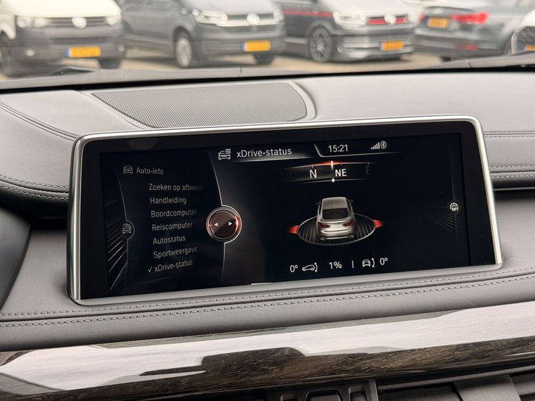 Vehicle Image 38