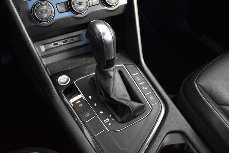 Vehicle Image 38