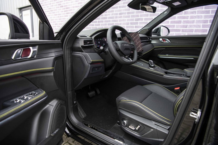 Vehicle Image 20