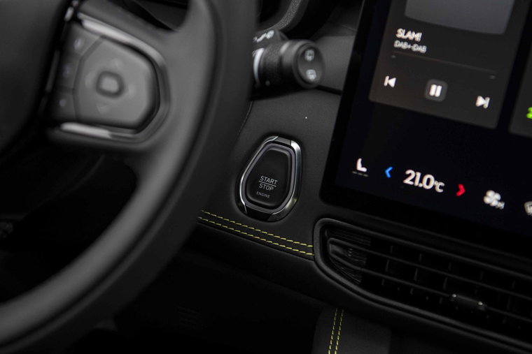 Vehicle Image 30