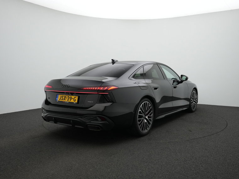 Vehicle Image 28