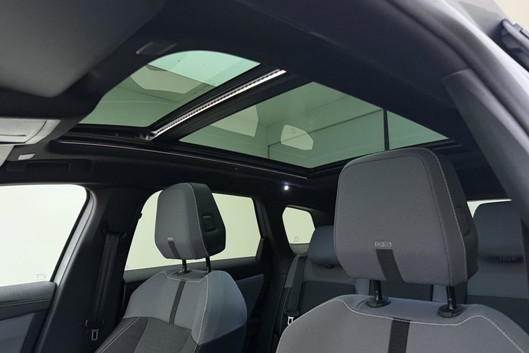 Vehicle Image 45
