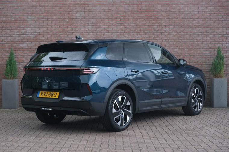Vehicle Image 31