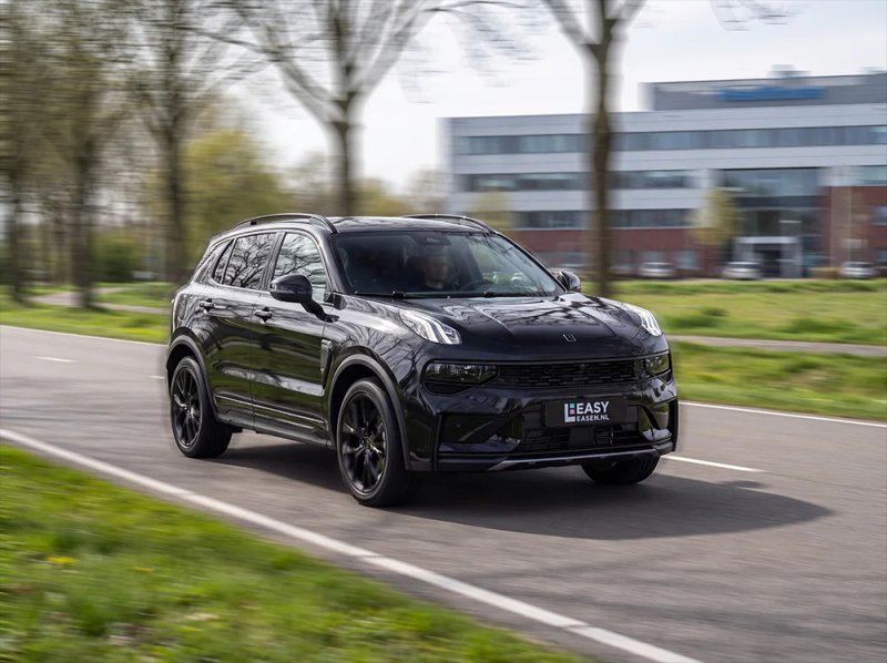 Lynk & Co 01